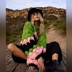 Wool boxy fit sweater loose open weave - New with Tags Never Worn